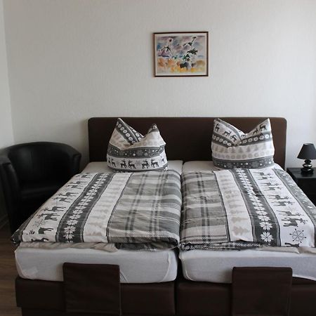 Gasthof & Pension Zum Saalestrand Bad Durrenberg Bagian luar foto
