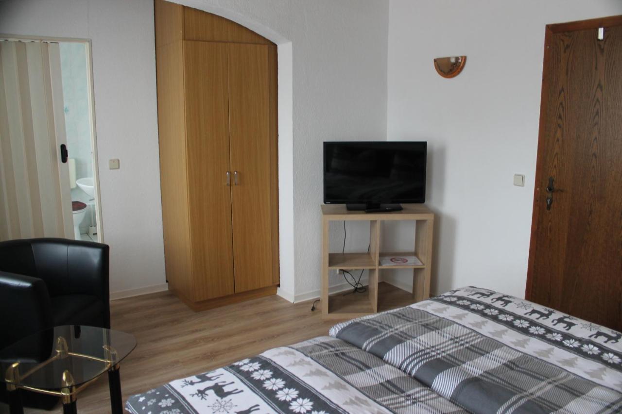 Gasthof & Pension Zum Saalestrand Bad Durrenberg Bagian luar foto