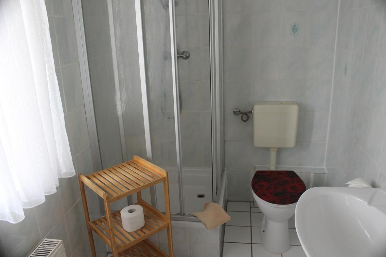 Gasthof & Pension Zum Saalestrand Bad Durrenberg Bagian luar foto