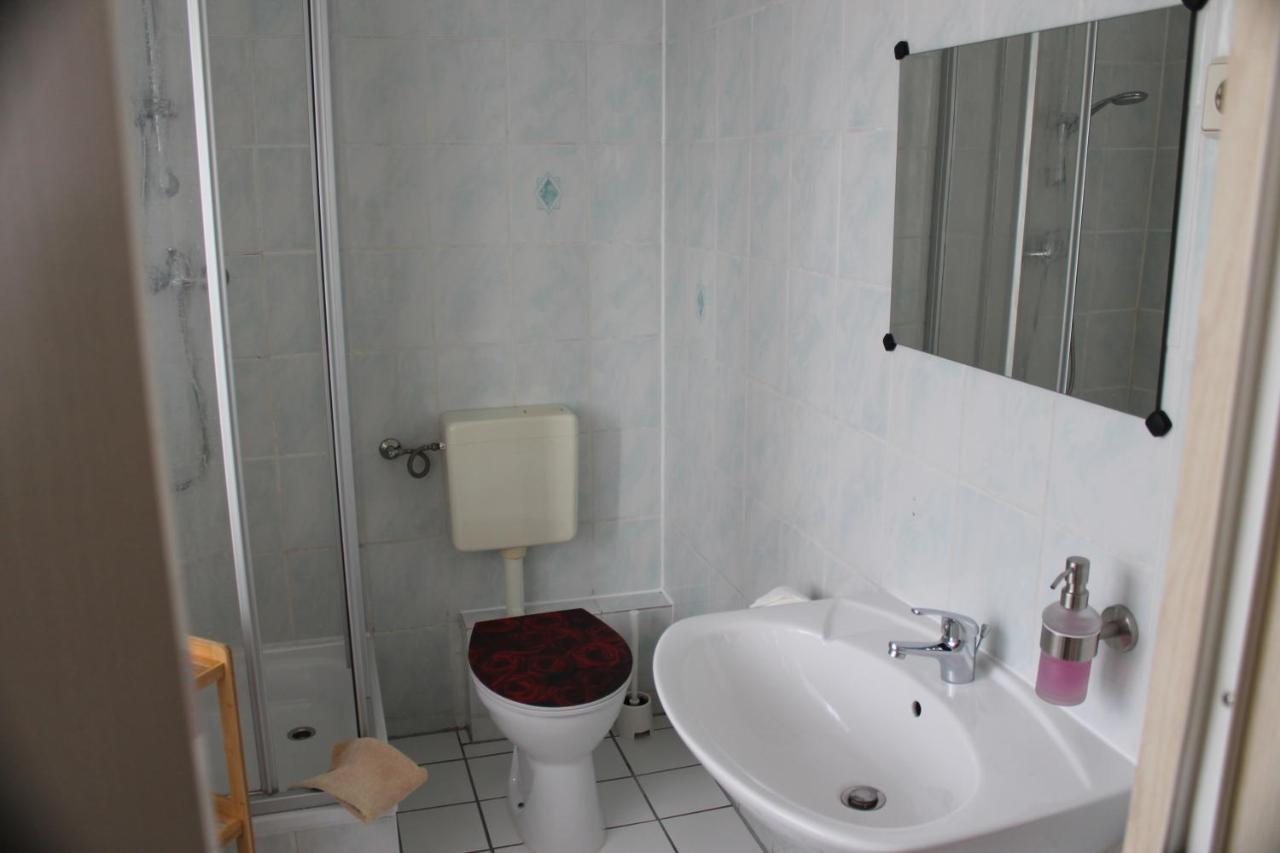 Gasthof & Pension Zum Saalestrand Bad Durrenberg Bagian luar foto